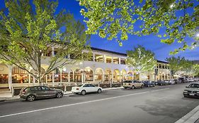 Quest Canberra